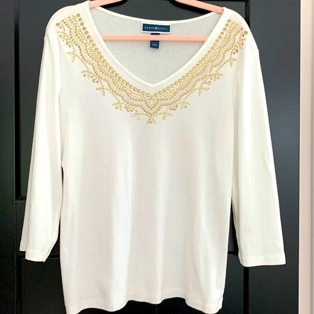 Karen Scott Ivory, Gold Embellished V-neck top. 3/4 Sleeves. Size Large